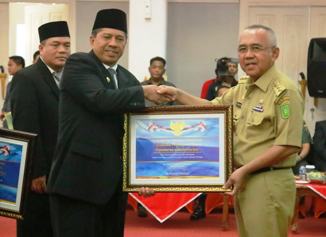 Lagi-lagi, Siak Raih Penghargaan dalam Penyampaian Laporan Keuangan