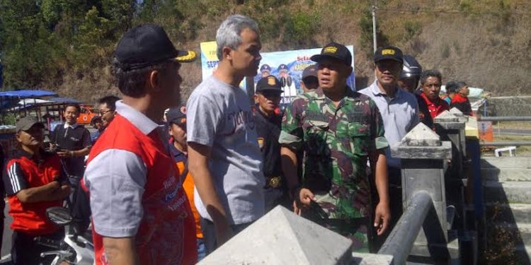 Sisir lereng Gunung Lawu, Ganjar Temukan Tempat Semedi SBY, Owh Ternyata..