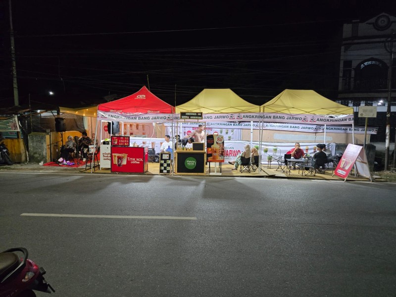 Angkringan Bang Jarwo, Menu Nikmat, Suasana Hangat