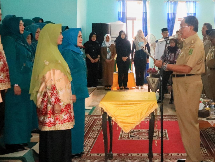 Bupati Lantik Pengurus TP-PKK Inhil dan Kukuhkan Pengurus K3S Inhil Periode 2018-2023