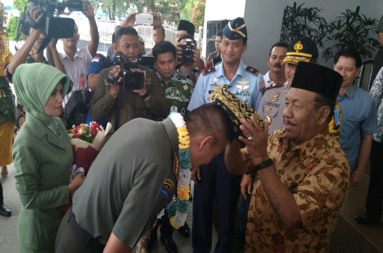 Plt Gubri Sambut Kedatangan Danrem 031/WB