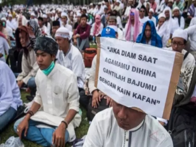 Aksi 313 Akan Diakhiri dengan Salat Maghrib Berjamaah