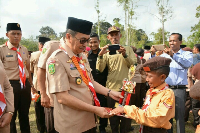 Bupati Pimpin Upacara HUT Pramuka ke 56