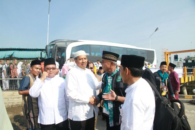 Wabup Siak Lepas Keberangkatan 252 JCH Menuju Batam