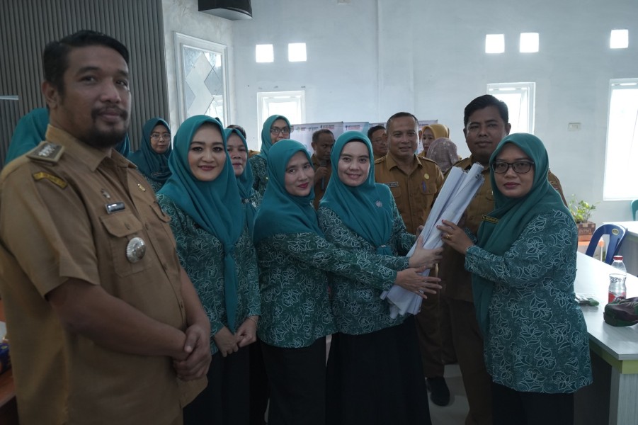 Ketua PKK Asahan Lakukan Pembinaan PAAR Era Digital di Kecamatan Setia Janji