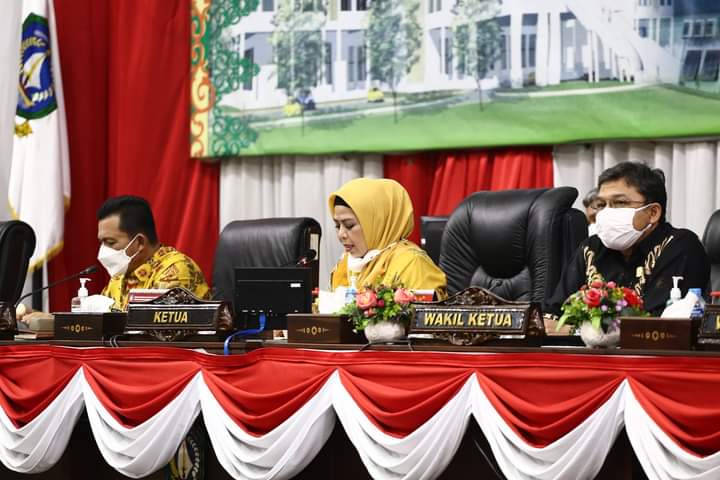 Rapat Pandangan Umum Fraksi-fraksi DPRD Kepri