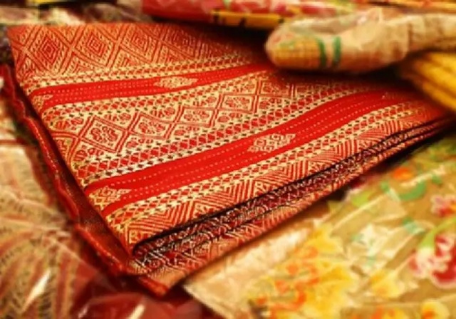Berburu Kain Songket Hingga Kuliner Khas Riau di Tempat Ini