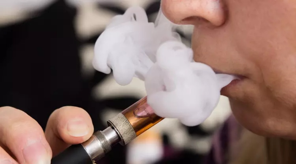 Ternyata, Rokok Elektrik Itu Lebih Berbahaya