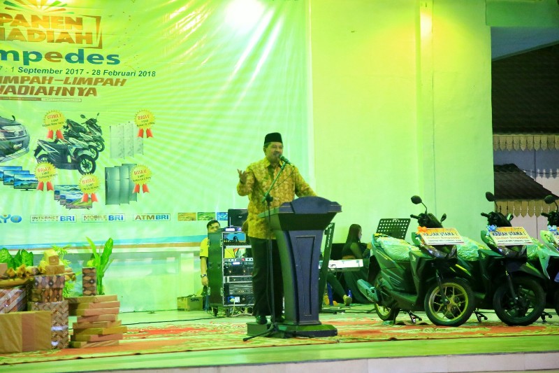 Plt Bupati Siak Buka Acara Panen Hadiah Simpedes BRI