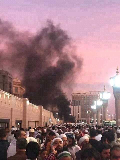 Arab Saudi Diguncang Tiga Bom Bunuh Diri Dalam Satu Hari