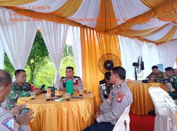 Babinsa Koramil 02/BK Berperan Aktif Dalam Pengamanan di Pintu Tol Dumai - Pekan Baru