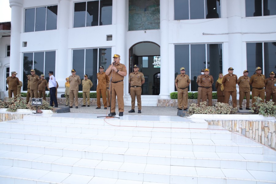 Sekretaris Daerah Pimpin Apel Gabungan di lingkungan Pemerintah Kabupaten Asahan