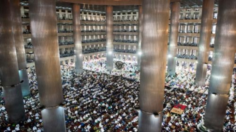 MUI Sebut Masjid Boleh Jadi Tempat Pendidikan Politik, Asal...