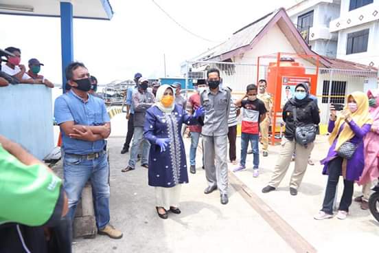 Plt. Wako Tanjungpinang Turlap, Pastikan Warga Terdata Terima Sembako