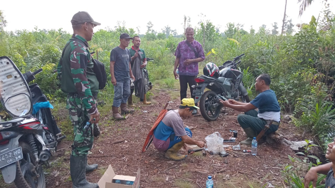 Pelda Andre Intensifkan Patroli dan Sosialisasi Cegah Karhutla di Koramil 03/S.9