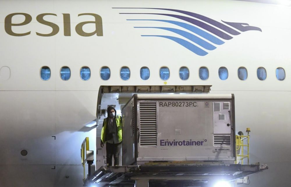 Vaksin Covid19 Tiba di Bandara Soetta