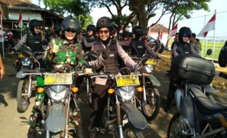 TMMD Kodim Pati Libatkan Kowad dan Polwan dalam Peringatan Hari Kartini