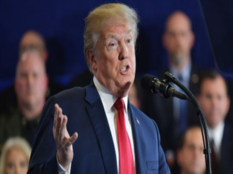 Donald Trump Usir 60 Diplomat Rusia