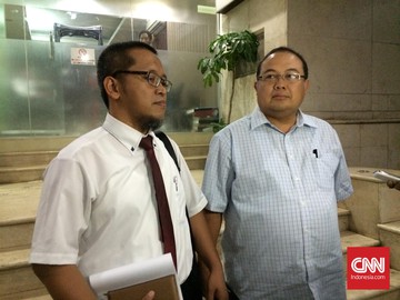 Usai Diperiksa KPK Adik Bambang Widjojanto Bungkam