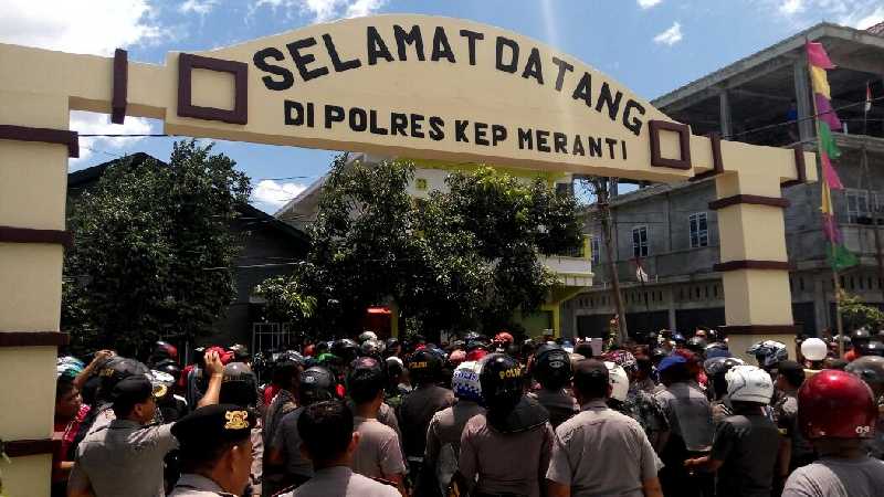 Akhirnya..!!! Polda Riau 'Comot' 15 Anggota Polres Meranti Terkait Dugaan Penembakan Warga