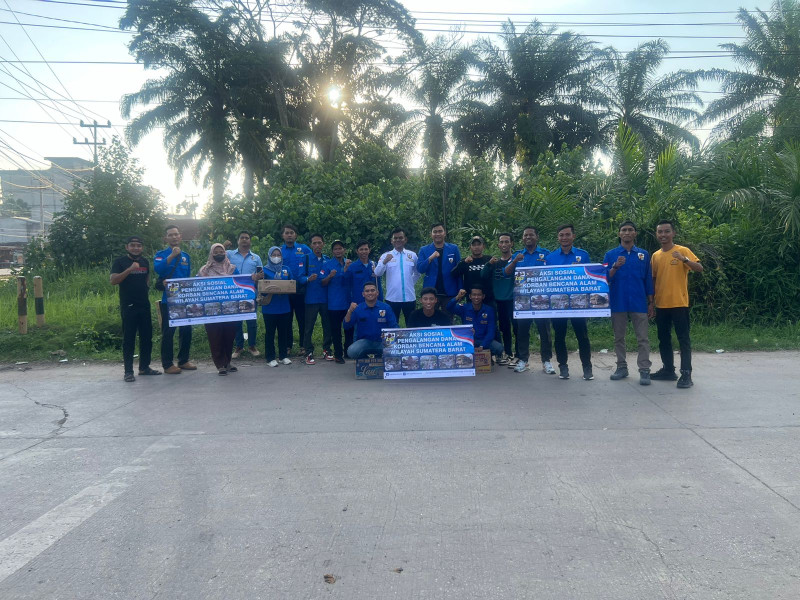 Hari Kedua, KNPI Dumai Semangat Galang Dana untuk Korban Bencana Sumatera Barat