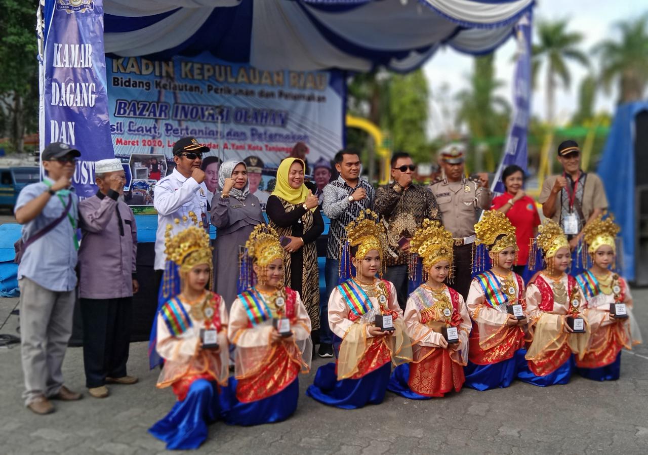 Kadin Provinsi Kepri Adakan Bazar Inovasi di lapangan Pamedan