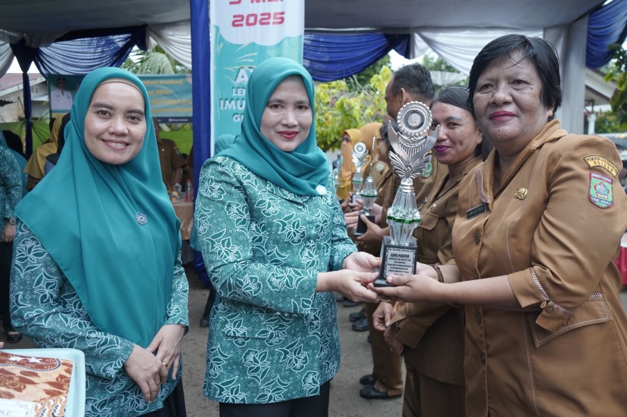Ketua Tim Pembina Posyandu Asahan Tinjau Launching Pekan Imunisasi Dunia 2025
