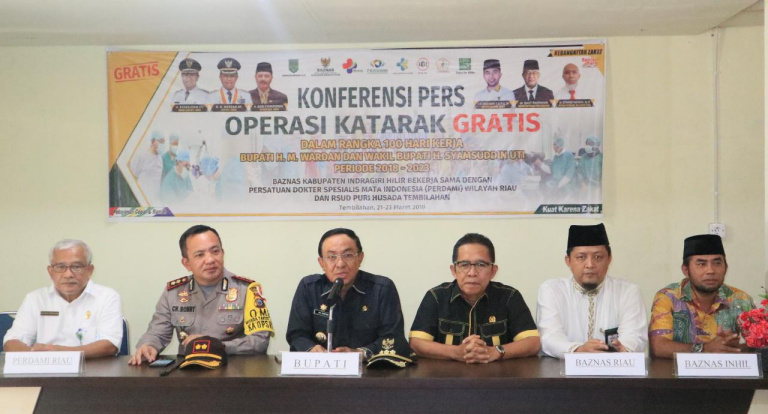 Bupati Inhil Hadiri Pembukaan Operasi Katarak Gratis Di RSUD Puri Husada