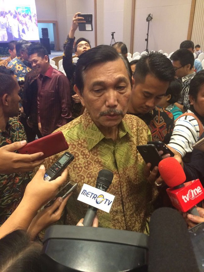 Luhut Binsar Kini Jabat Menteri ESDM Sementara