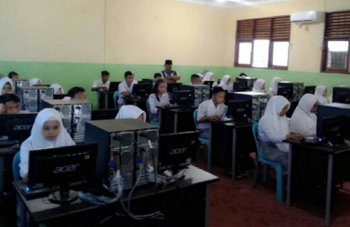 UNBK di SMAN 3 Tebingtinggi Sempat Tertunda 2 Jam