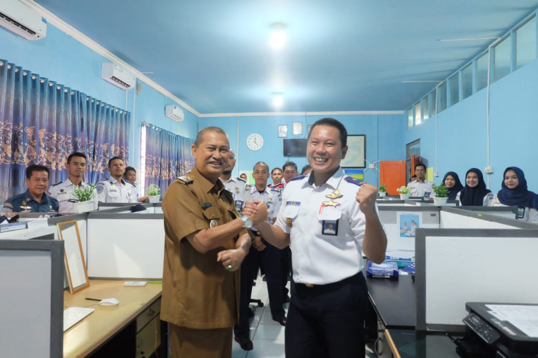 Wakil Bupati Inhil dan Kepala KSOP Tembilahan Bincangkan Rencana Induk Pengembanguna Pelabuhan
