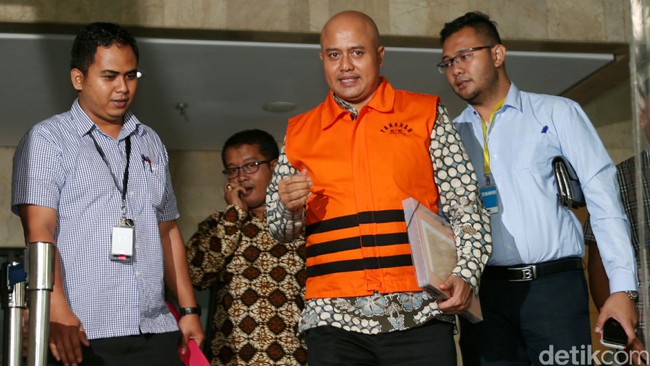 Putu Sudiartana Didakwa Terima Rp 500 Juta dan Gratifika