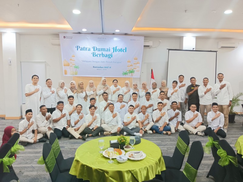 Patra Dumai Hotel Gelar Program ‘Berbagi Ramadan’, Tebar Kepedulian dan Harapan di Bulan Suci