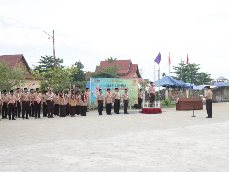 Bupati Buka Kegiatan Hari Pramuka 2025 di Tembilahan