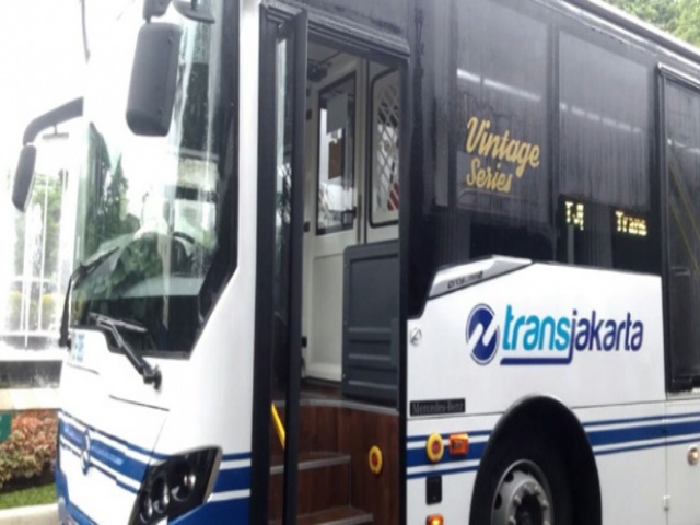 Pelanggan Transjakarta  Di Targetkan Naik 34,4 persen 2017