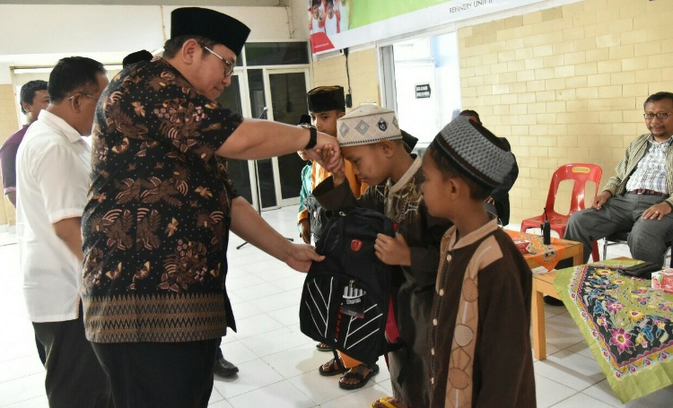HUT Pertamina ke-60, 200 Putra Dumai Ikuti Khitanan Massal di Pertamina RU II Dumai