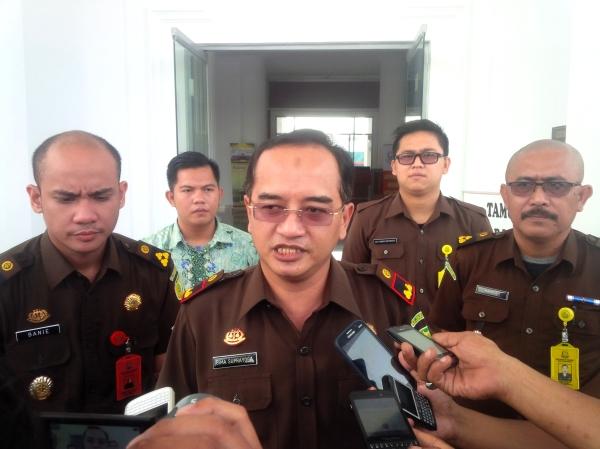 Kejaksaan Negeri Rokan Hilir Tahan 4 Tersangka Korupsi DKPP