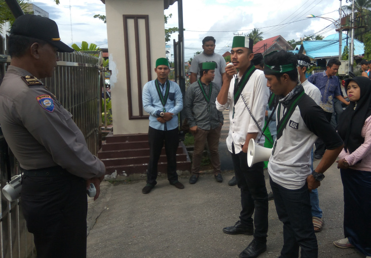 Aksi Damai, Penyampaian Tuntutan HMI di Polres Inhil Terpaksa Ditunda