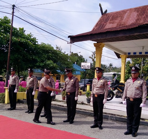 AKBP Barli Sambangi Mapolsek Siak