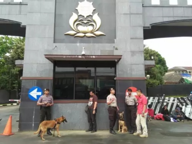 Siapa Saja yang Menjenguk Ahok di MakoBrimob