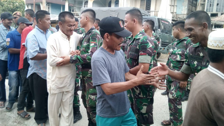 Perpisahan Satgas TMMD ke-106 Kodim 0314/Inhil dengan Masyarakat Mengundang Air Mata