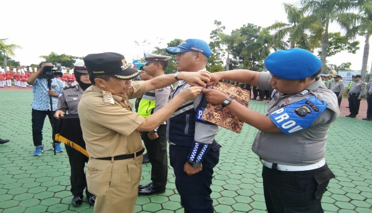 Sambut Natal Dan Tahun Baru, Polres Siak Gelar Pasukan