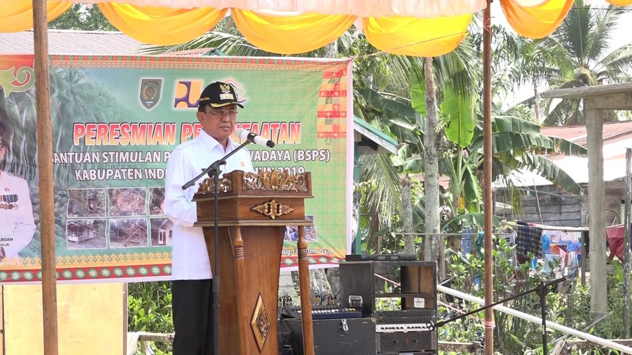 Bupati Inhil Resmikan Program BSPS Di Desa Teluk Kiambang, Tempuling