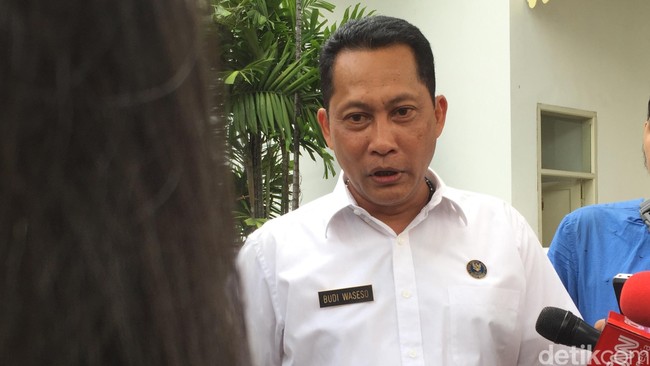 Buwas akan Minta Keterangan Haris Azhar dan Eks Kalapas Nusakambangan