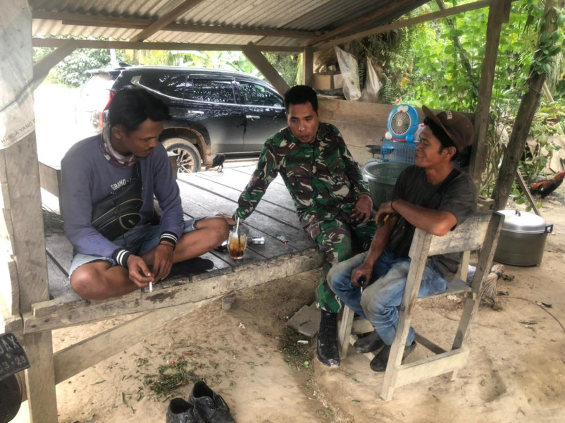 Serma Nofrianto Sinurat Laksanakan Komsos Ingatkan Masyarakat Mengenai Ini