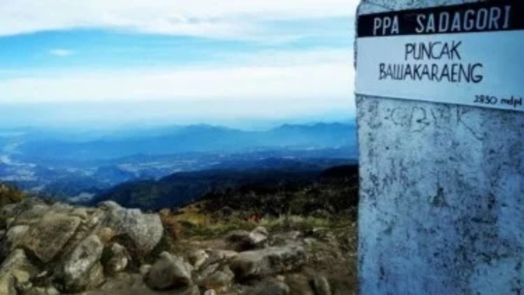 Dua Pendaki Hilang di Gunung Bawakaraeng Saat Malam Tahun Baru
