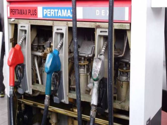 DPR Minta Pemerintah Tak Naikkan Harga BBM dan Tarif Listrik