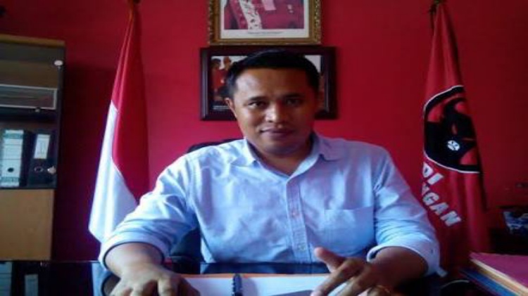 Sesuai Instruksi DPP, Siang ini PDI Perjuangan se-Riau Mendaftar ke KPU