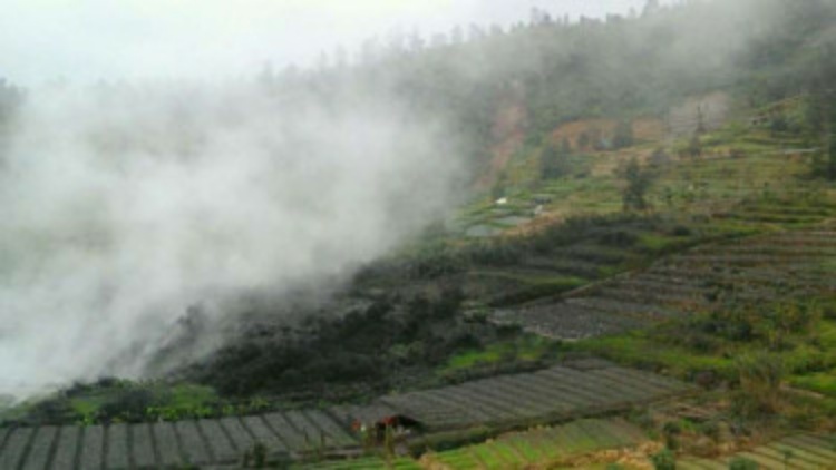 Letusan Freatik Terjadi di Kawah Sileri Dieng