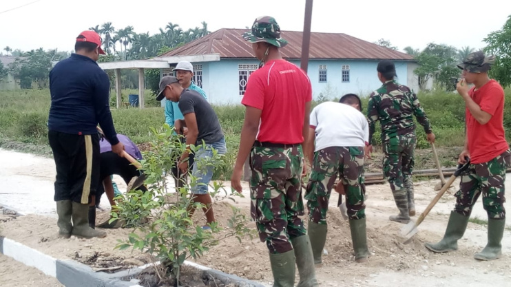 Agar Maksimal, Penimbunan Jalan dengan Sirtu Terus Dikerjakan